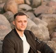 Иван Иванов